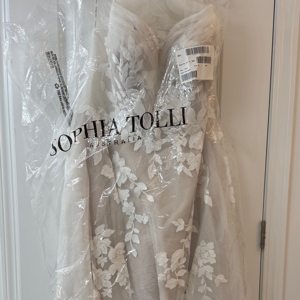 NWT Size 20 Sophia Tolli Wedding Dress Y3146 - Picture 7 of 16